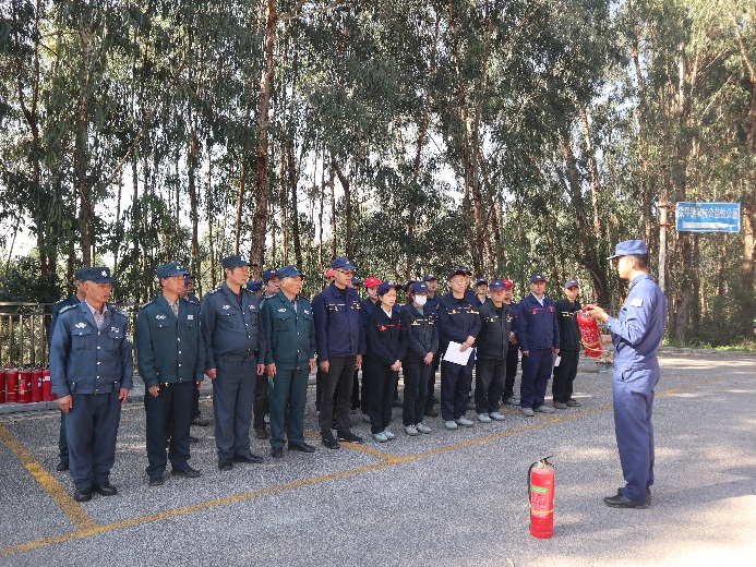 安寧公司聯(lián)合安寧市消防救援大隊(duì)太和路消防救援站 開(kāi)展消防應(yīng)急救援演練及培訓(xùn)